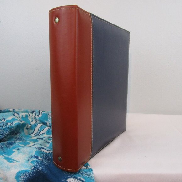 Bindertek Premium Leather 3-Ring Binder/Photo Album - 5th of 8 - Picture 2 of 7
